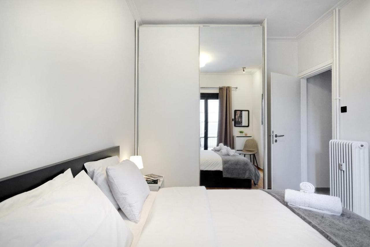 אתונה Glyfada Breeze Apartments מראה חיצוני תמונה